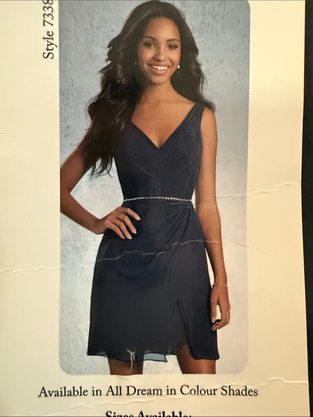 Elegant Black V-Neck Sleeveless Dress with Beaded Waist - Picture 8 of 9